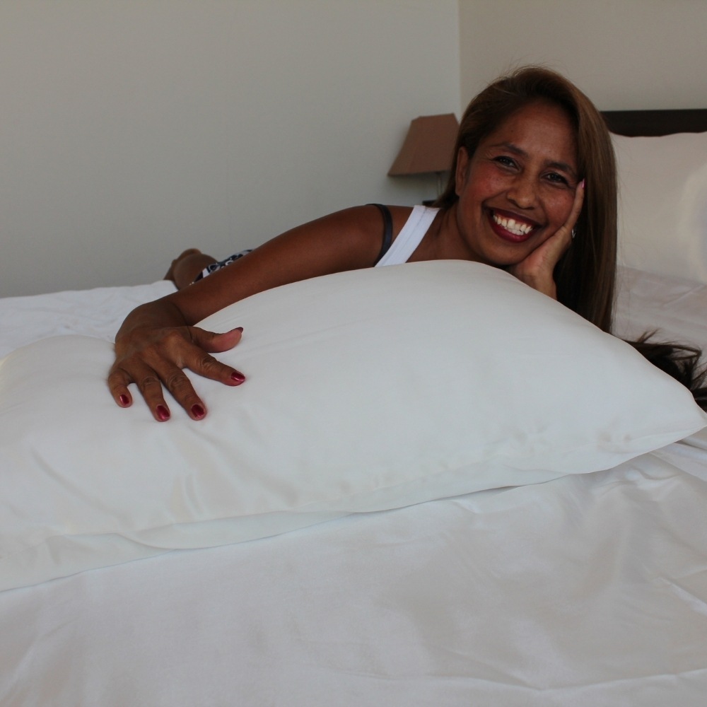 Mulberry Silk White Pillowcase: image 4