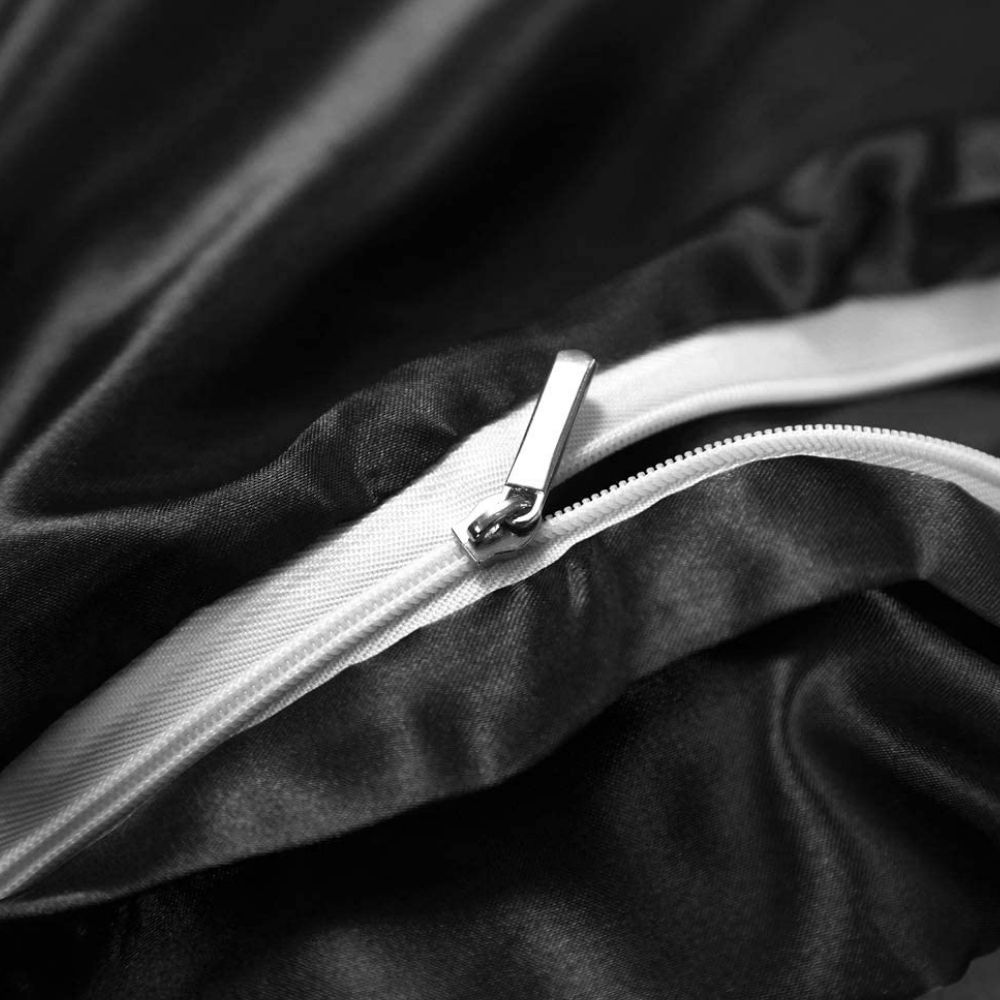 Satin Silk Bedding Set: image 4